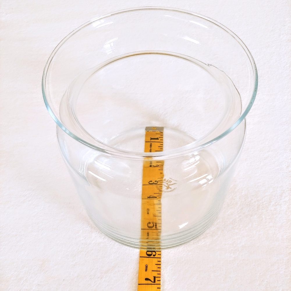 Glass Vase - Picture 2 of 5